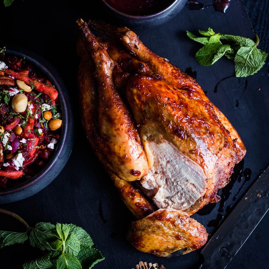 Gerookte Parelhoen Sinaasappelsaus en veenbessen